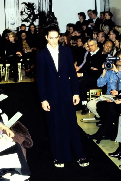 Look 15